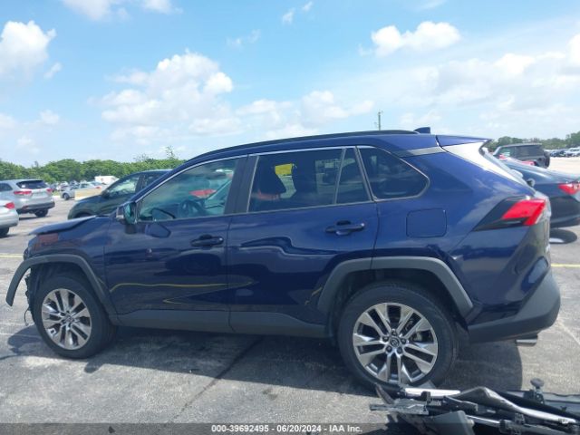 2T3C1RFV4LW057710 Toyota Rav4 Xle Premium