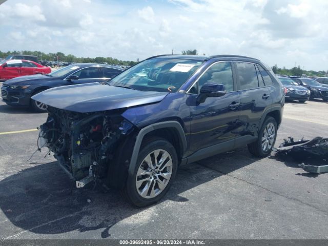 2T3C1RFV4LW057710 Toyota Rav4 Xle Premium