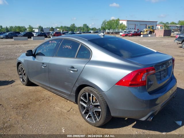 YV126MFL8H2420082 Volvo S60 T5 Dynamic