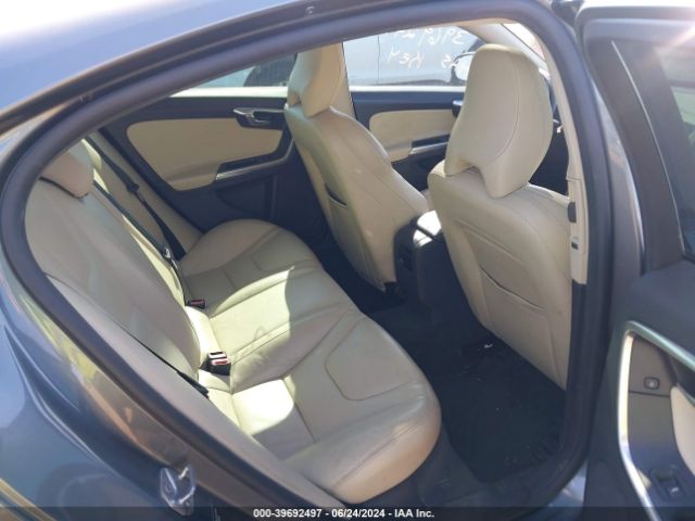 YV126MFL8H2420082 Volvo S60 T5 Dynamic