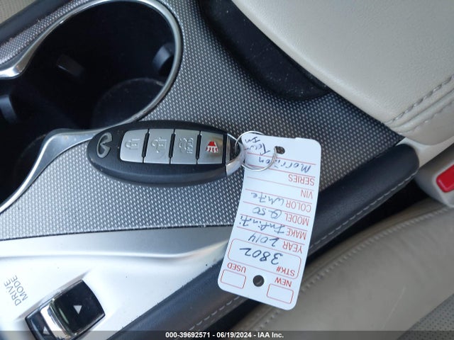 39692571 :رقم المزاد ، JN1BV7ARXEM700143 vin ، 2014 Infiniti Q50 Premium مزاد بيع