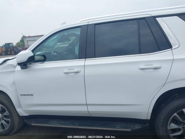 1GNSKNKD7NR132036 Chevrolet Tahoe 4wd Lt
