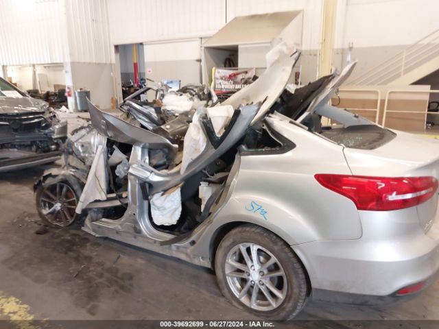 1FADP3F2XJL228777 Ford FOCUS SE