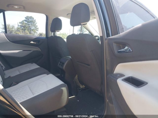 2GNAXHEV8J6224216 Chevrolet EQUINOX LS