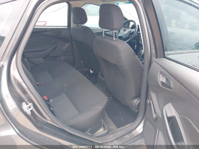 Ford FOCUS S 2018 1FADP3E29JL229162 Image 8