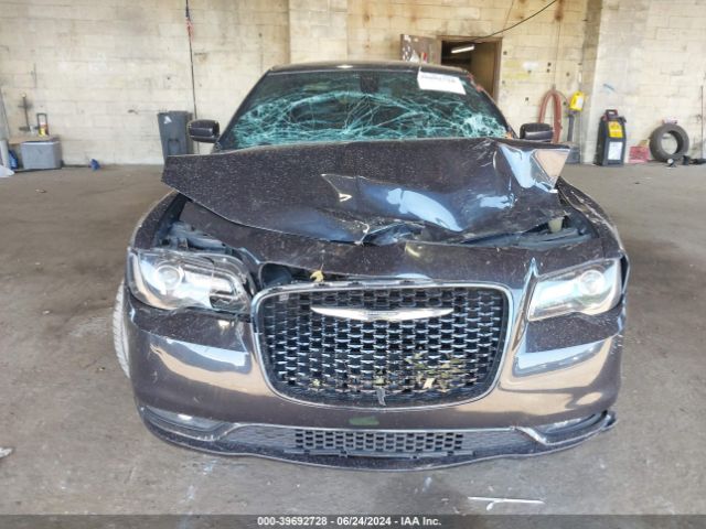 2C3CCABG0KH533490 Chrysler 300 300s