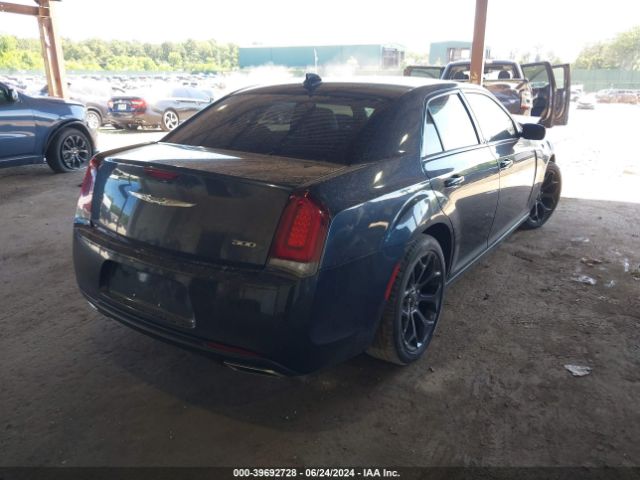 2C3CCABG0KH533490 Chrysler 300 300s