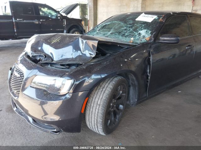 2C3CCABG0KH533490 Chrysler 300 300s