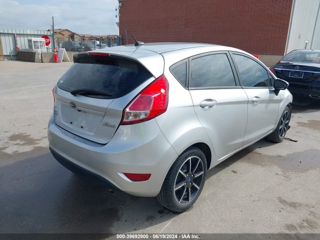 Ford FIESTA SE 2019 3FADP4EJ3KM159560 Image 4