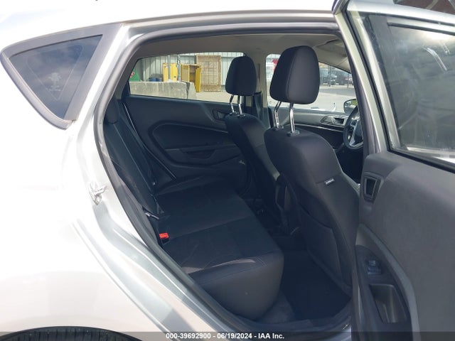 Ford FIESTA SE 2019 3FADP4EJ3KM159560 Image 8