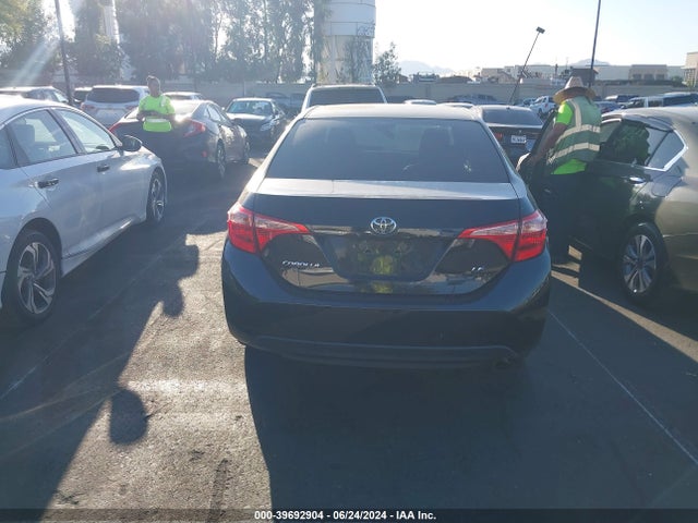 Toyota COROLLA LE 2018 2T1BURHE2JC034188 Image 17