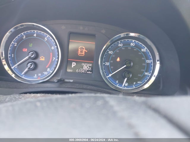 Toyota COROLLA LE 2018 2T1BURHE2JC034188 Image 7