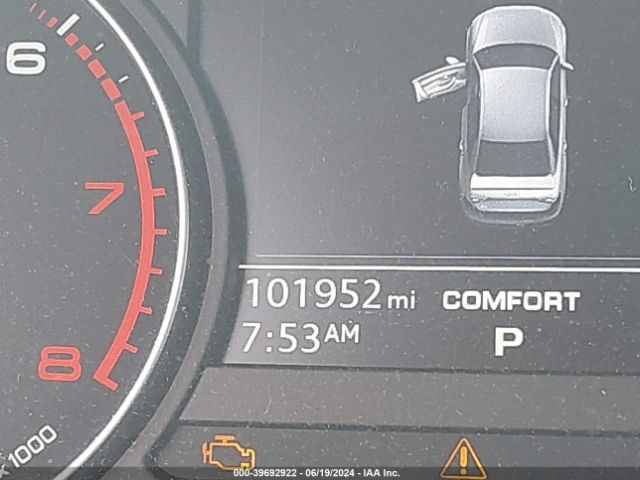 WAUGMAF49HN069347 Audi A4 2.0t Ultra Premium