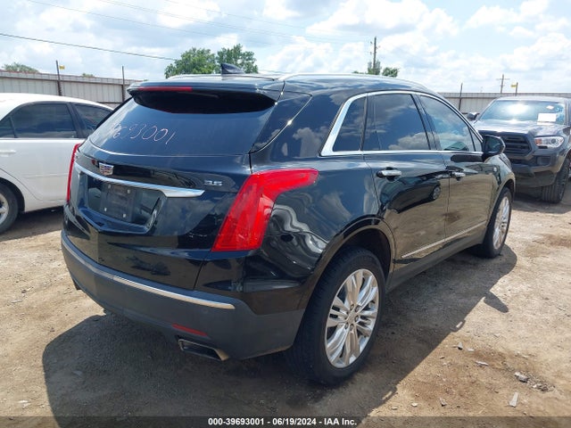 1GYKNCRSXHZ101242 Cadillac Xt5 Premium Luxury