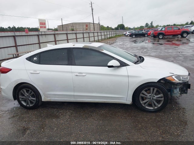 Hyundai Elantra Value Edition 2017 5NPD84LF0HH160914 Image 14