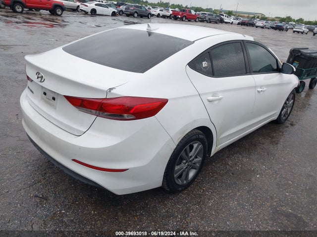Hyundai Elantra Value Edition 2017 5NPD84LF0HH160914 Image 4