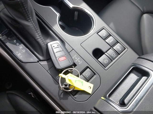 Toyota Highlander Xle 2023 5TDKDRBH6PS502197 Image 11
