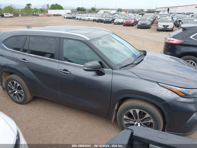 Toyota Highlander Xle 2023 5TDKDRBH6PS502197 Image 13