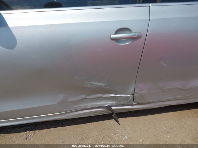 3VWL07AJ4EM423730 Volkswagen Jetta 1.8t Sel