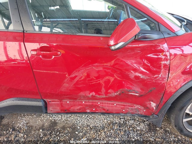 Toyota C-HR XLE 2021 NMTKHMBX2MR119950 Image 18