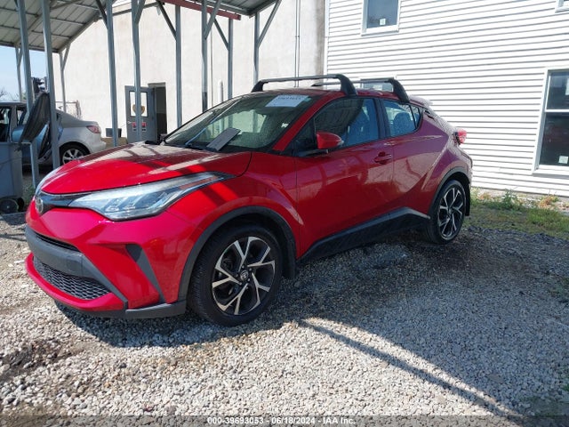 Toyota C-HR XLE 2021 NMTKHMBX2MR119950 Image 2