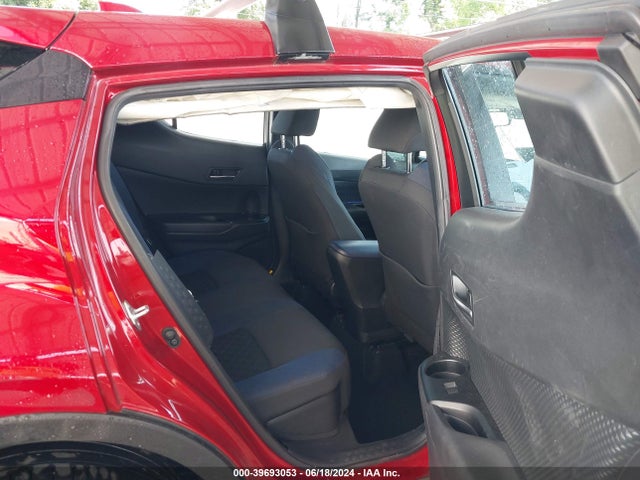 Toyota C-HR XLE 2021 NMTKHMBX2MR119950 Image 8