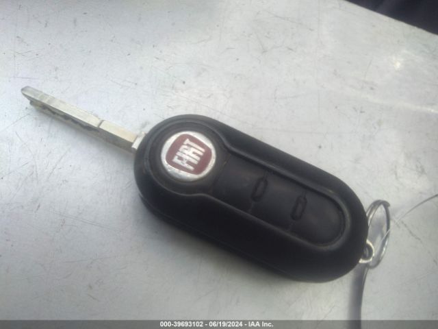 2013 FIAT 500 3C3CFFARXDT745640 Photo 10