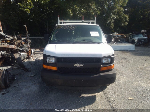 Chevrolet Express 2500 Work Van 2015 1GCWGFCF9F1283705 Image 12
