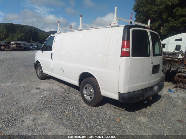 Chevrolet Express 2500 Work Van 2015 1GCWGFCF9F1283705 Image 3