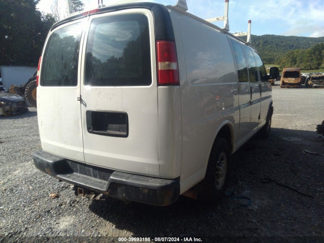 Chevrolet Express 2500 Work Van 2015 1GCWGFCF9F1283705 Image 6