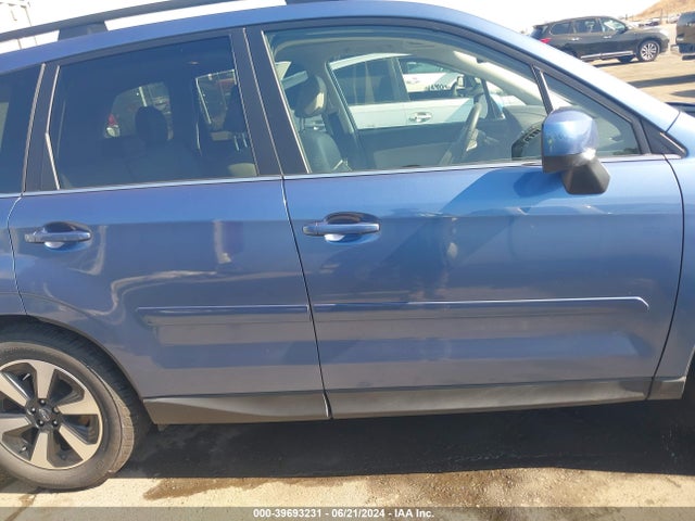 JF2SJARC8HH456948 Subaru Forester 2.5i Limited