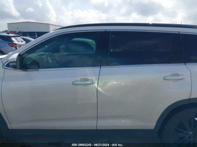 5TDKZRFH4KS574066 Toyota Highlander Se