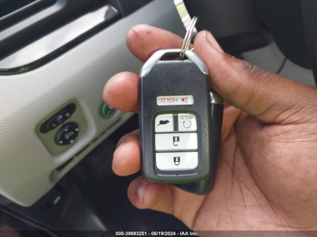 5FNYF6H90HB001895 Honda Pilot Touring