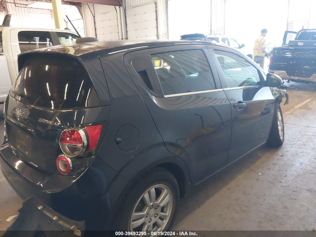 Chevrolet Sonic Lt Auto 2015 1G1JC6SH9F4170031 Image 4