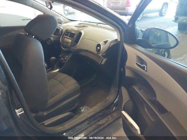 Chevrolet Sonic Lt Auto 2015 1G1JC6SH9F4170031 Image 5