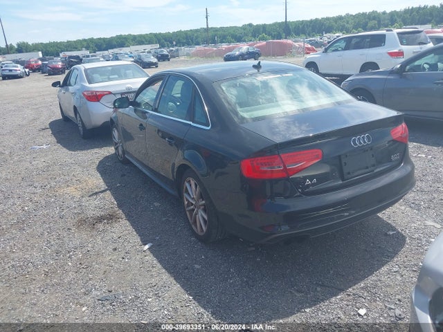 39693351 :رقم المزاد ، WAUFFAFL4FN039618 vin ، 2015 Audi A4 2.0t Premium مزاد بيع