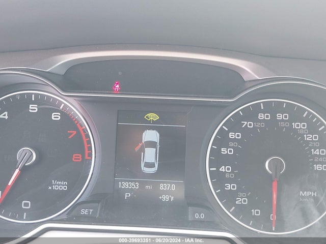 39693351 :رقم المزاد ، WAUFFAFL4FN039618 vin ، 2015 Audi A4 2.0t Premium مزاد بيع