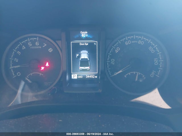 3TMCZ5AN7KM244481 Toyota Tacoma Trd Off Road