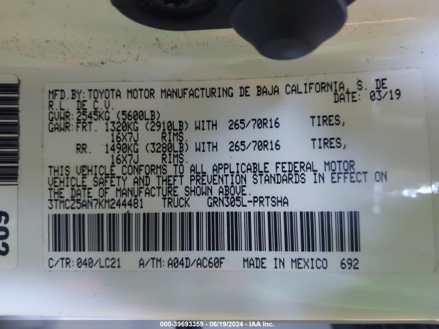 3TMCZ5AN7KM244481 Toyota Tacoma Trd Off Road