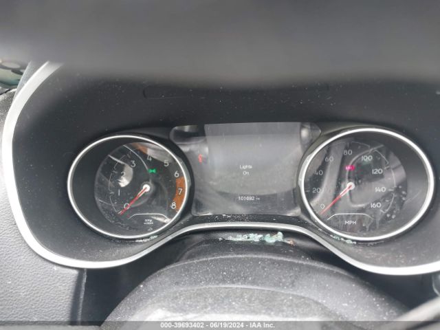 3C4NJCAB0JT272072 Jeep Compass Sport Fwd