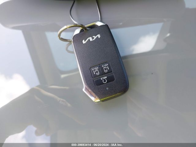 KNDNE5H37P6202120 KIA Carnival Mpv Sx
