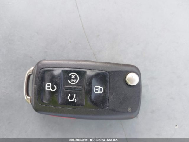 1VWCN7A33EC068120 Volkswagen Passat 2.0l Tdi Sel Premium