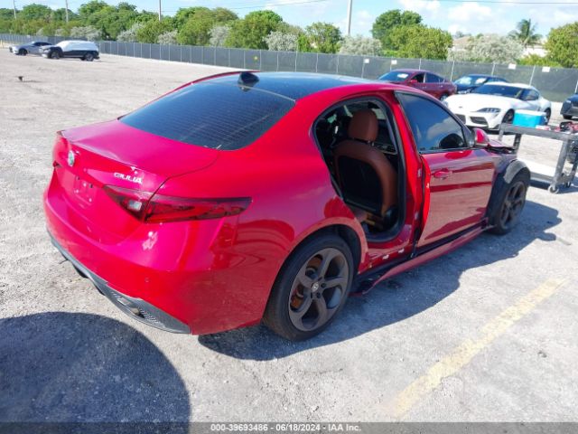 ZARFAEDNXH7543536 Alfa Romeo Giulia Awd