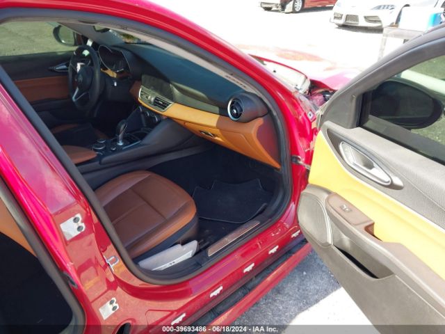 ZARFAEDNXH7543536 Alfa Romeo Giulia Awd