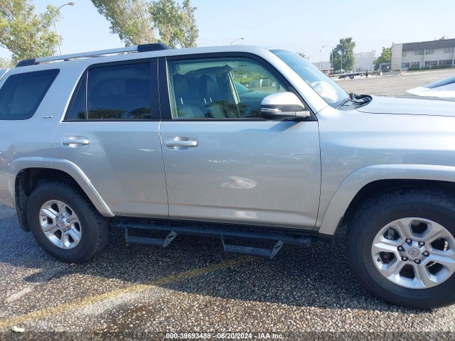 Toyota 4runner Sr5 Premium 2021 JTEFU5JR5M5248483 Image 14