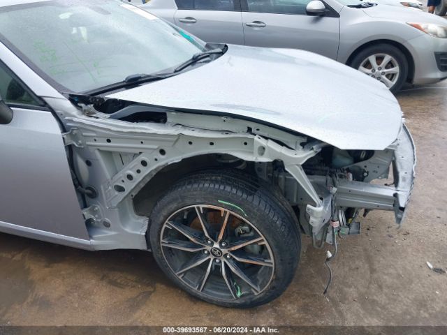 JF1ZNAA11L8753540 Toyota 86