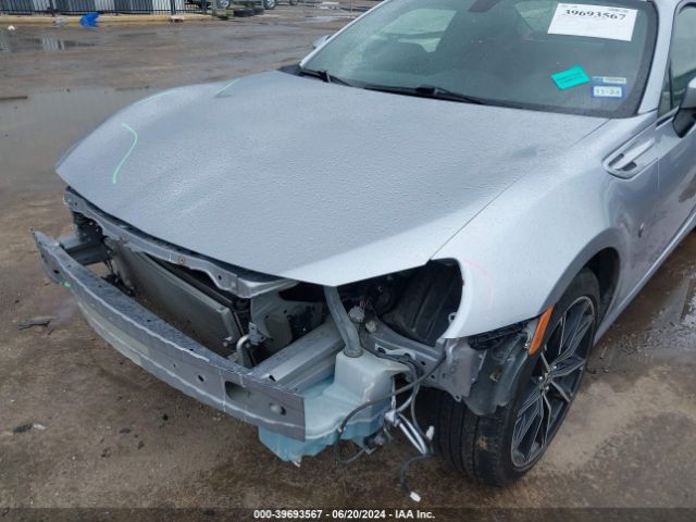 JF1ZNAA11L8753540 Toyota 86