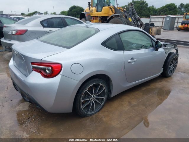 JF1ZNAA11L8753540 Toyota 86