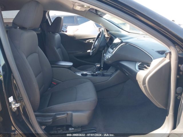 1G1ZD5ST7NF120942 Chevrolet Malibu Fwd Lt
