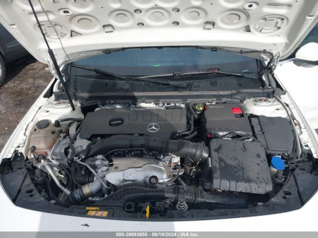 W1K3G4EB8LJ220727 Mercedes-Benz A 220